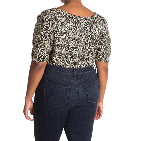 NWT Socialite Curve Women's Leopard Puff Sleeve Bodysuit - cheetah - Picture 3 of 8